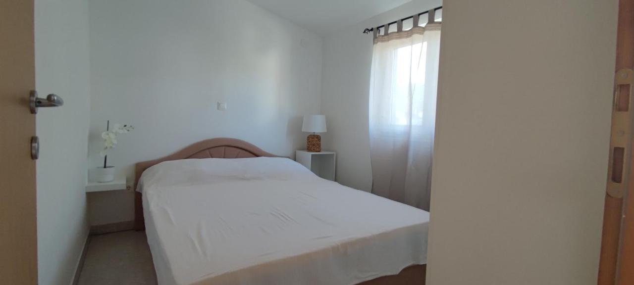 Apartman Mila Marina Exterior photo